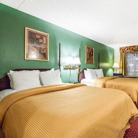 Clarion Hotel Бренсон Екстер'єр фото