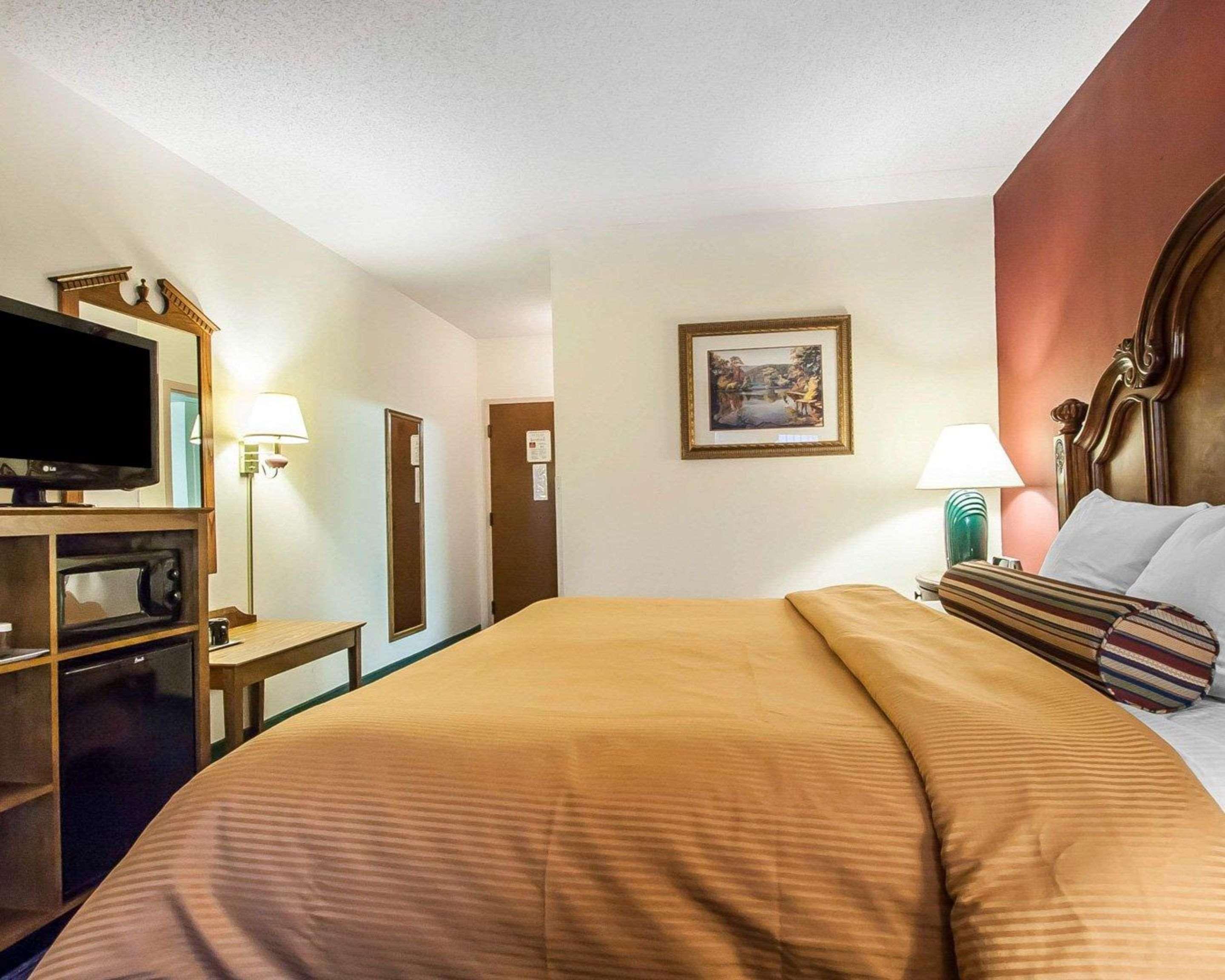 Clarion Hotel Бренсон Екстер'єр фото
